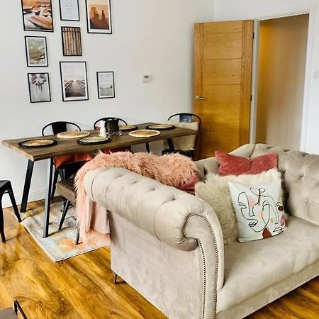 Luxury, Centrally Located 2 Bed Modern Apartment Great Yarmouth Zewnętrze zdjęcie