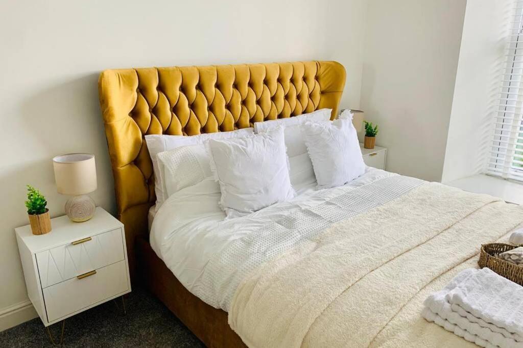 Luxury, Centrally Located 2 Bed Modern Apartment Great Yarmouth Zewnętrze zdjęcie